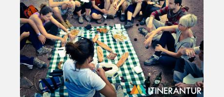 Almorzando: Aquí no hemos venido para sufrir… ¡y TODO local! con Itinerantur