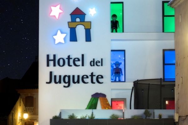HOTEL DEL JUGUETE