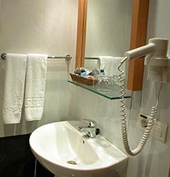 COSTA AZAHAR HOTELES